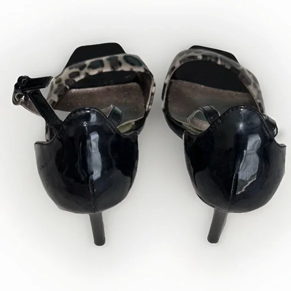 Delicious Peep Toe Stilettos Size 7.5 Women’s With Animal Cheetah Print - Picture 6 of 7